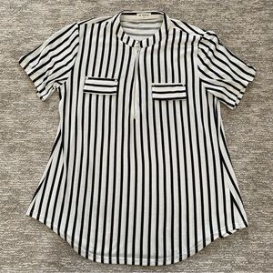 Bulotus Shirt Womens XL Black White Stripe 1/2 Zip Short Sleeve Soft Faux Pocket